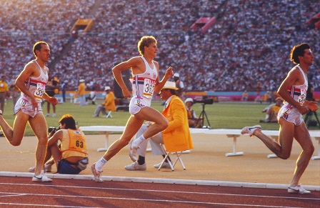 Steve Ovett, Steve Cram y Sebastian Coe en la final de los 1500 m de los Juegos Olímpicos de Los Ángeles 1984